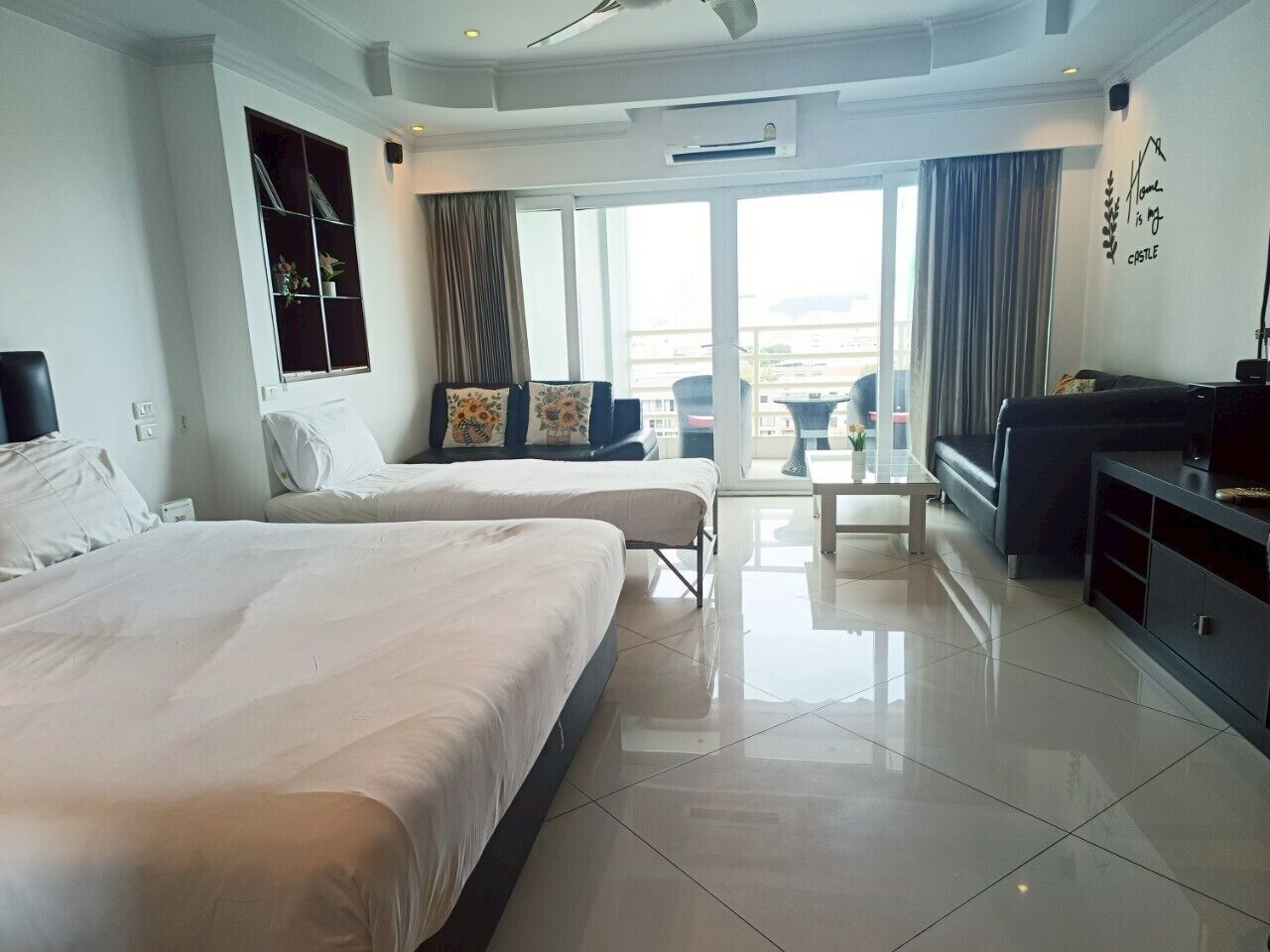 Triple Room, Kitchenette, Sea View | In-room safe, soundproofing, WiFi (free), bed sheets