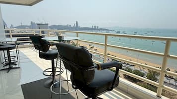 Suite, Kitchen, Ocean View | Terrace/patio