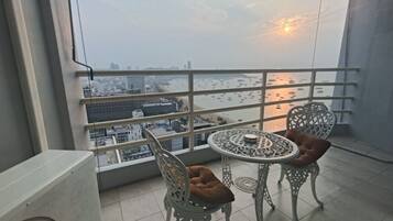 Studio, Kitchenette, Sea View | Terrace/patio