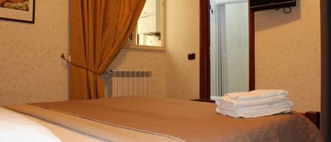 Double or Twin Room | Premium bedding, minibar, desk, soundproofing