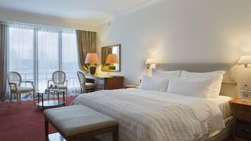 1 bedroom, in-room safe, desk, iron/ironing board