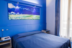 Double Room, 1 Queen Bed