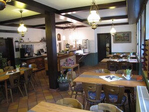 Breakfast and dinner served - Hof Guttels (Rotenburg an der Fulda)
