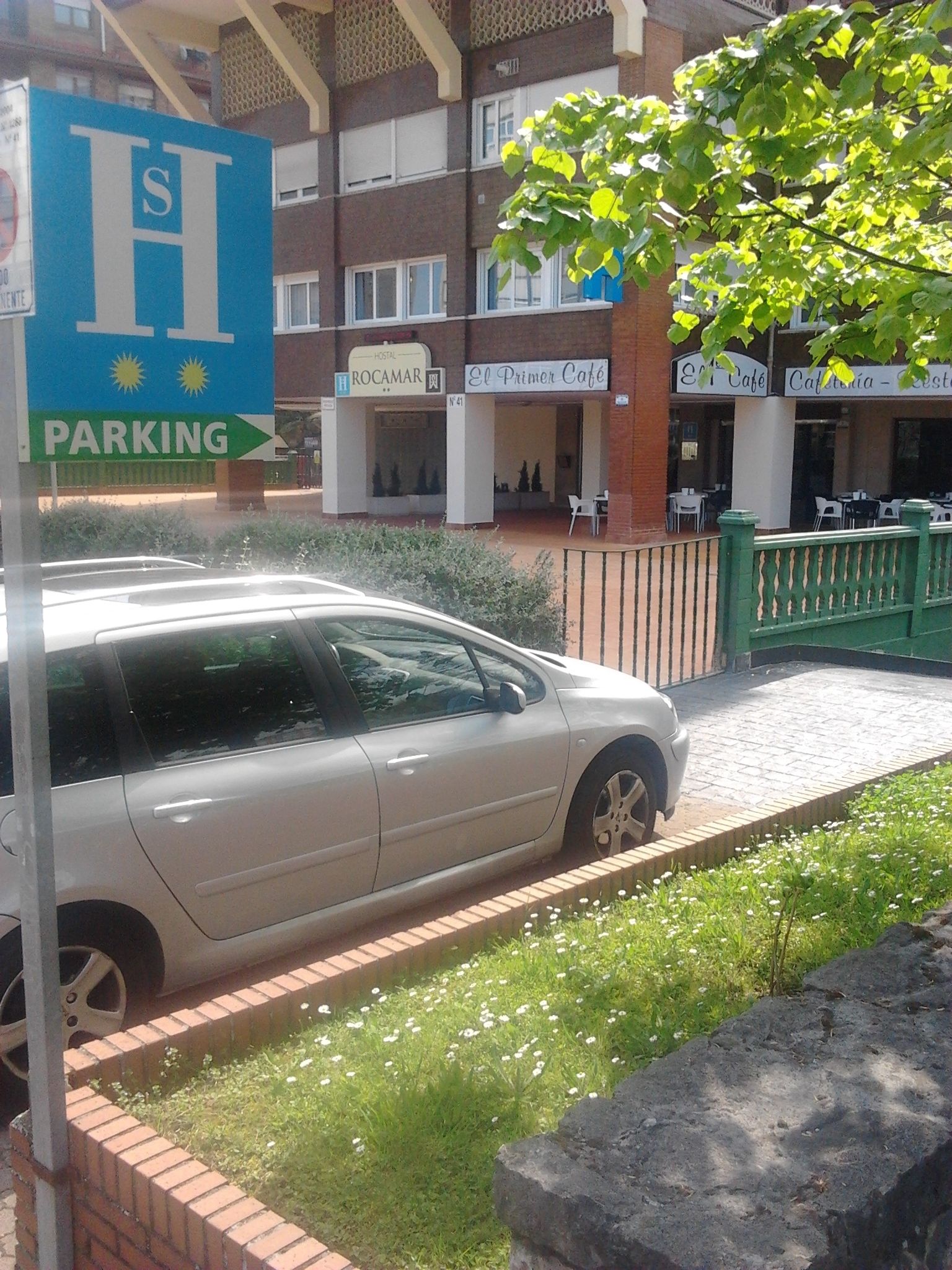 Foto - Hostal Rocamar