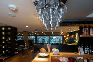 Bar (en el alojamiento)