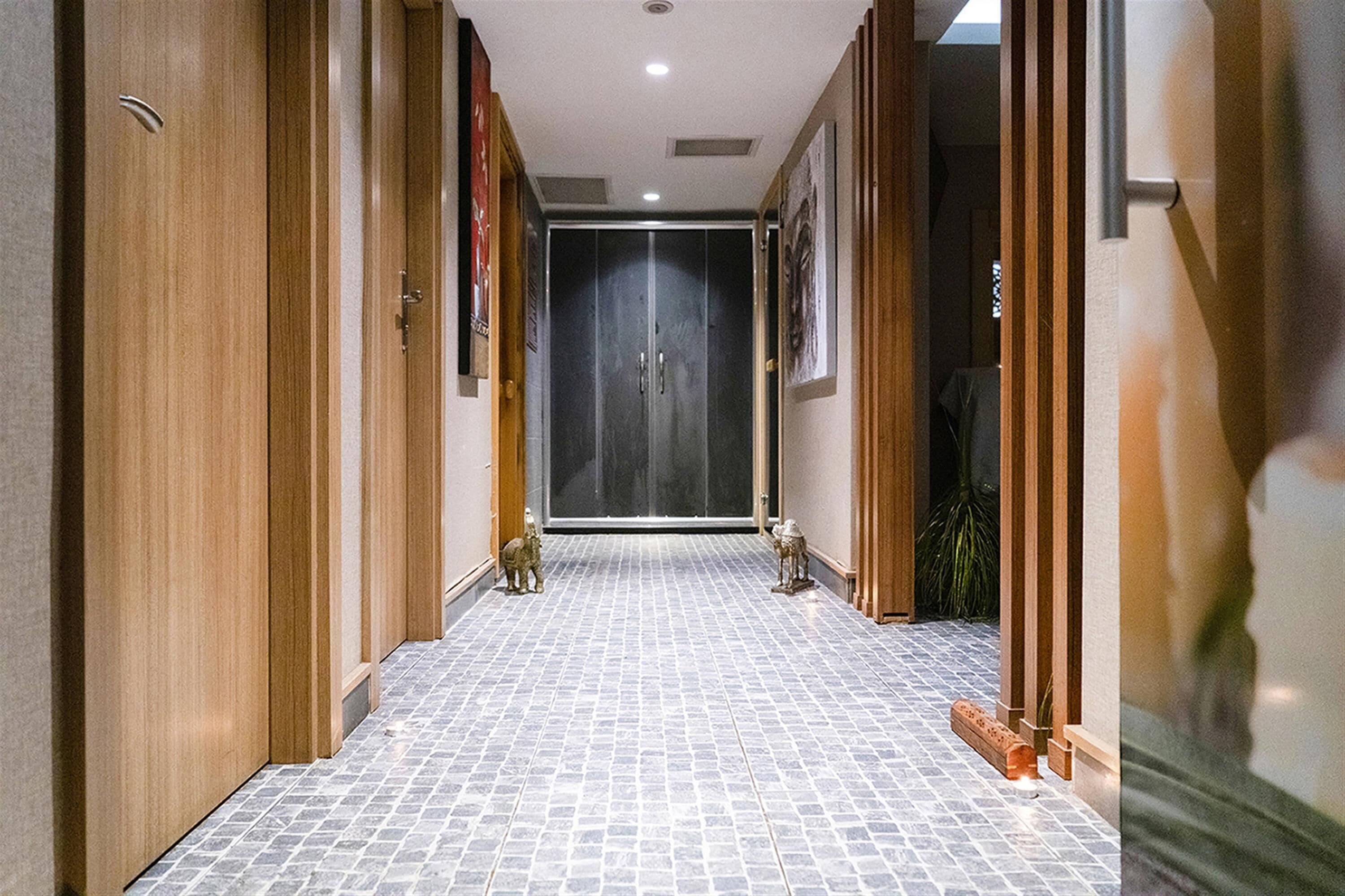 couples treatment room(s), turkish bath/hammam, body treatments