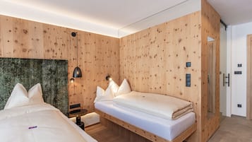 Comfort-Doppelzimmer, Balkon, Bergblick