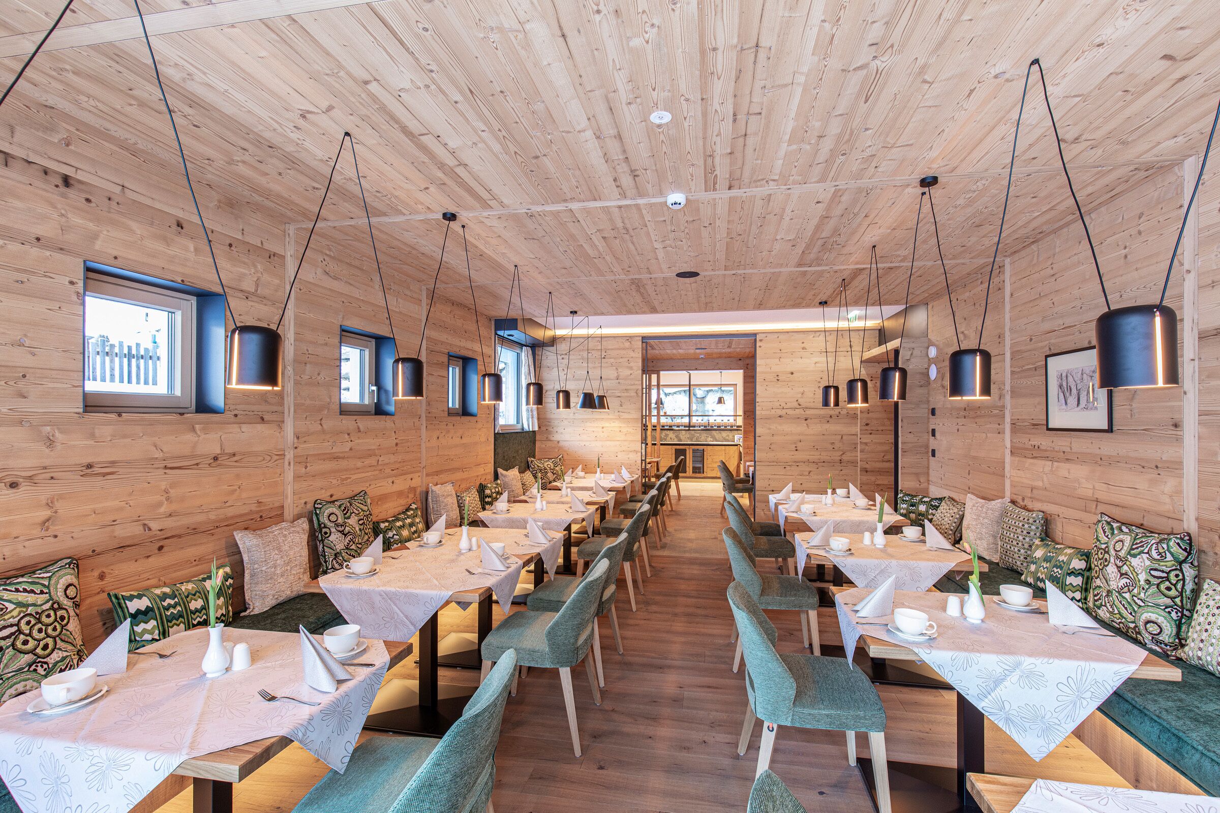 Daily buffet breakfast (EUR 20 per person)