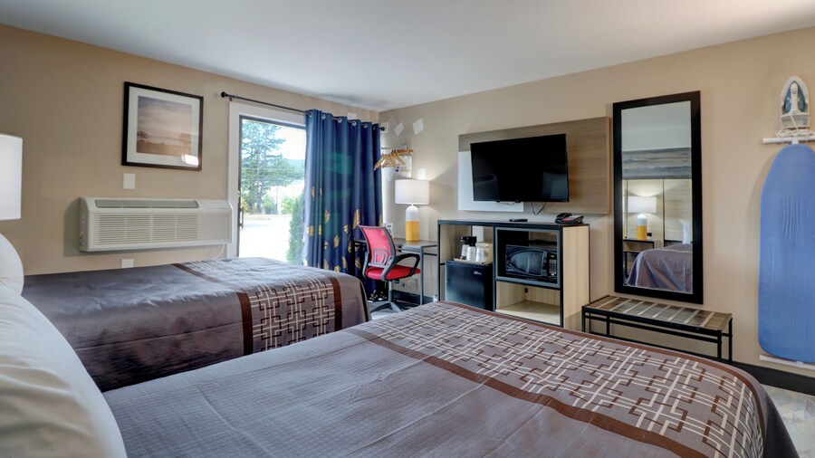 Yankee Clipper Inn, SureStay Collection by Best Western