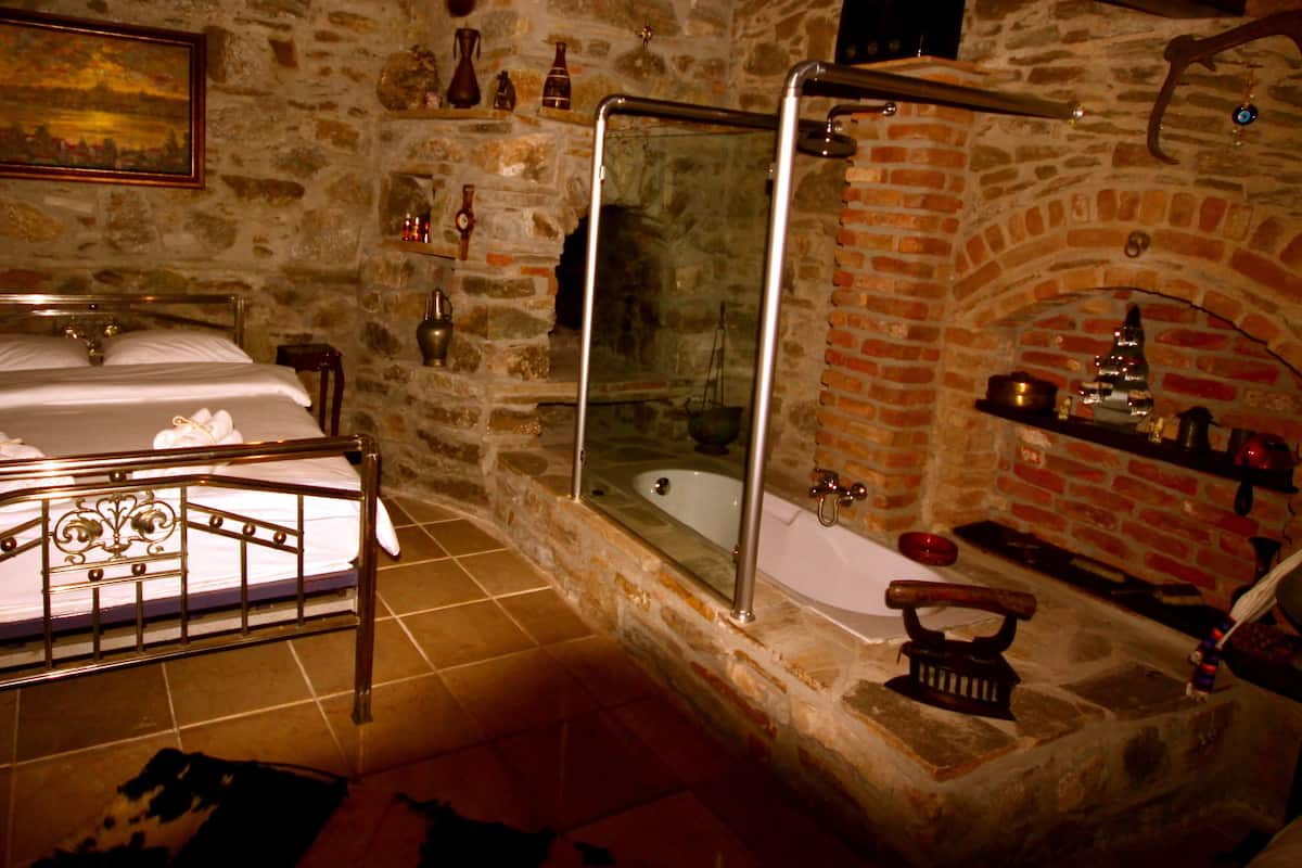 Deluxe Room, Bathtub | View from room