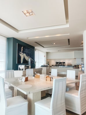 Daily continental breakfast (EUR 25 per person) - Altamarea Residence & Hotel (Cervia)