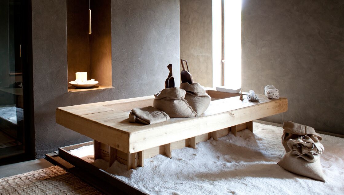 Hammam, soins corporels, massages aux pierres chaudes