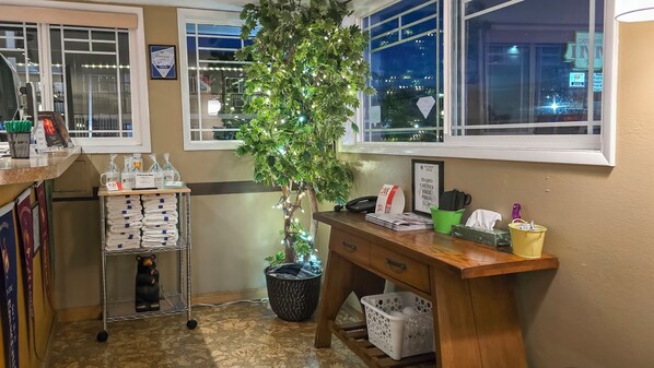 Concierge desk