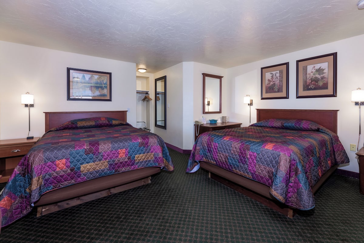 Room, 2 Queen Beds | Iron/ironing board, free WiFi, bed sheets