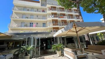 Facciata della struttura