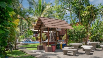 Área de parrillas y picnic