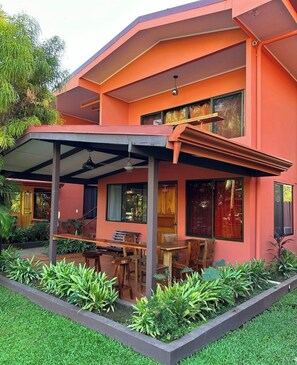 Apartemen Standar, 1 kamar tidur, dapur | Seprai premium dan selimut bulu angsa