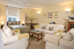 Double Room, Private Bathroom (Garden Suite) - Grange Farm House (Thetford)