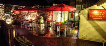 The Kings Arms Hotel