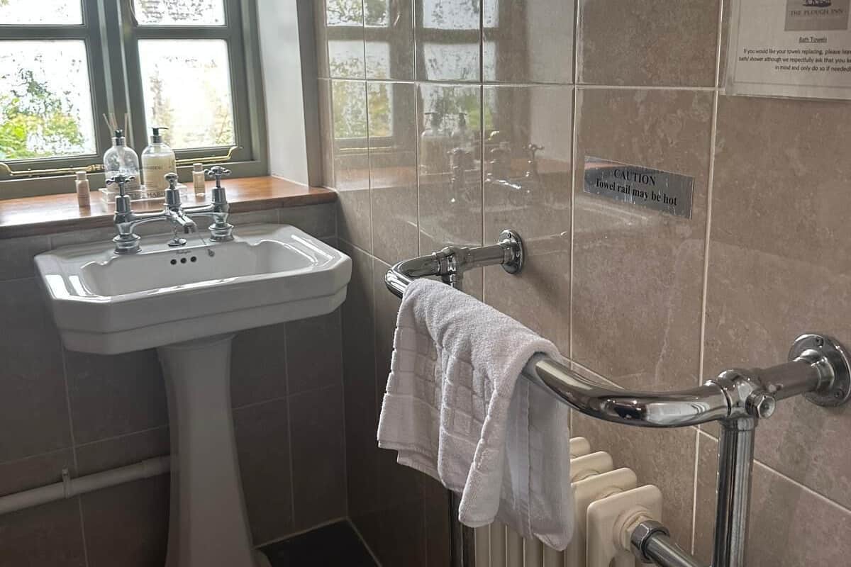Tweepersoonskamer, en-suite badkamer | Badkamer