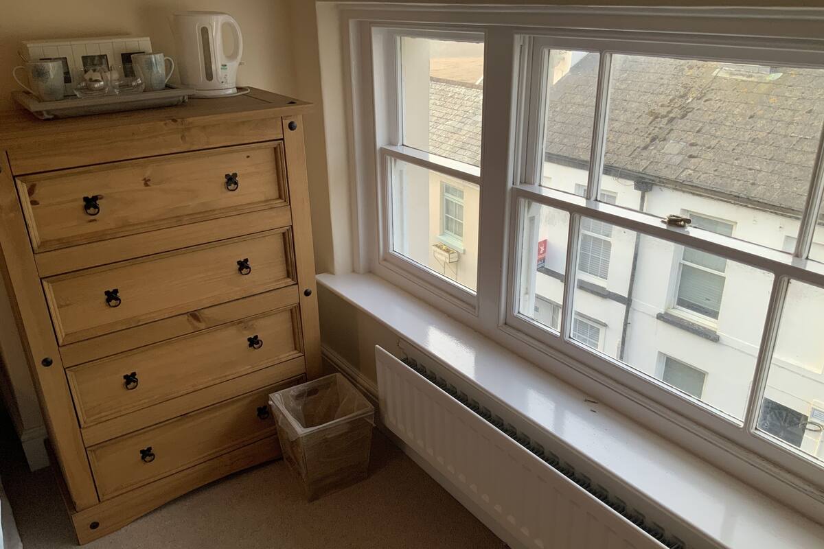 Twin Room, Ensuite | WiFi