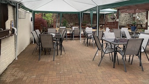 Garden - The Wayfarer Inn (Bideford)