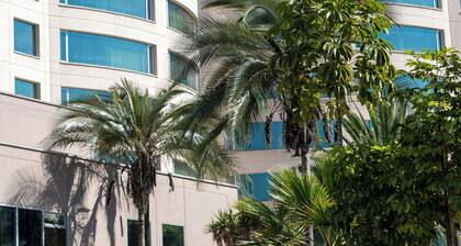 Torres de Suites by InAmazonas