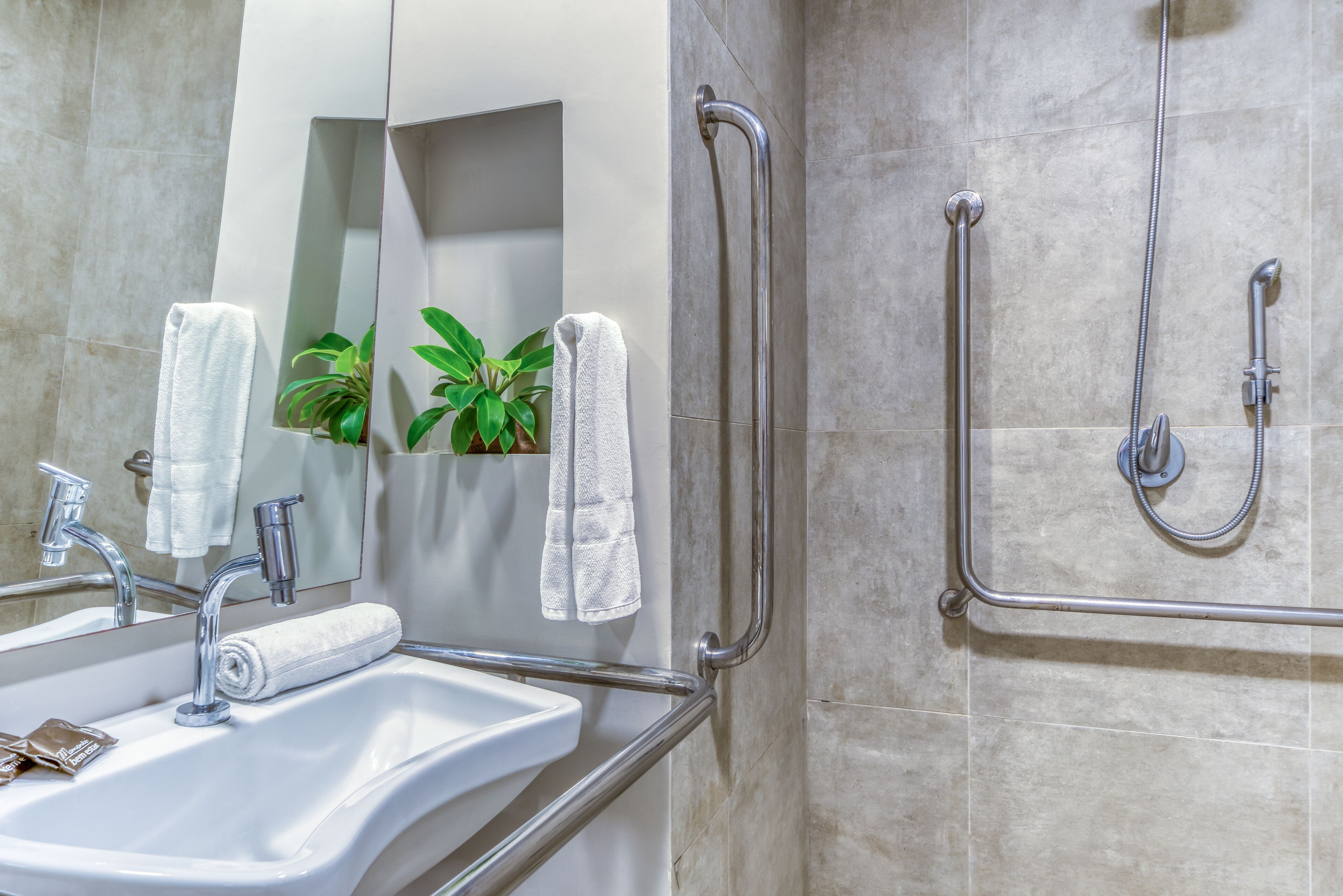 shower, free toiletries, hair dryer, towels