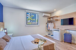 Chambre Double, accessible aux personnes à mobilité réduite, rez-de-chaussée