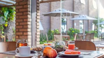 Petit déjeuner buffet compris tous les jours