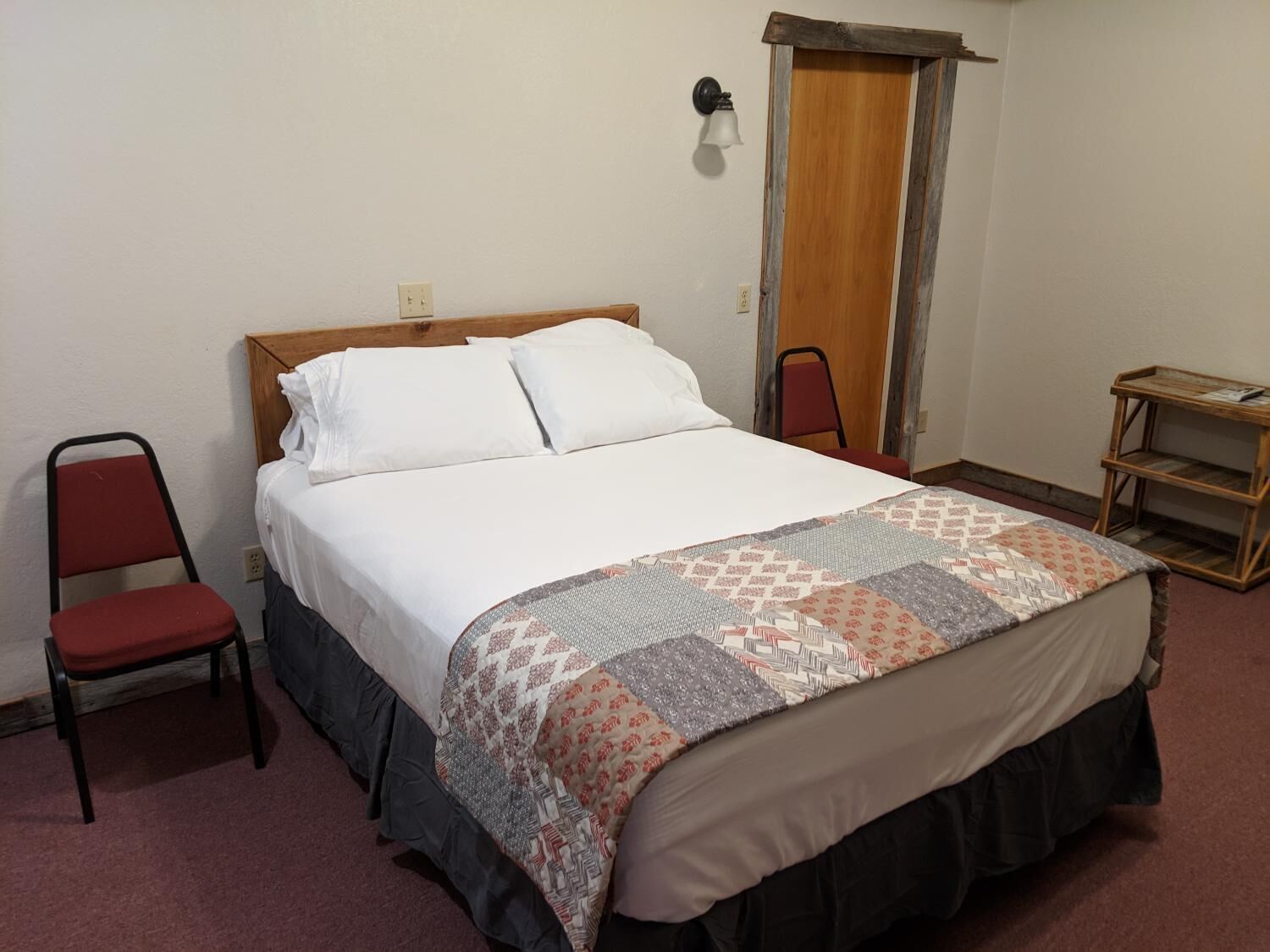 desk, iron/ironing board, rollaway beds, free wifi