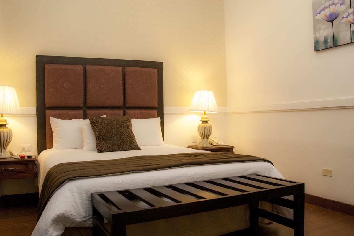In-room safe, desk, iron/ironing board (on request), free WiFi