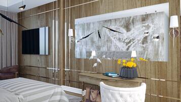 Premium bedding, in-room safe, desk, blackout drapes