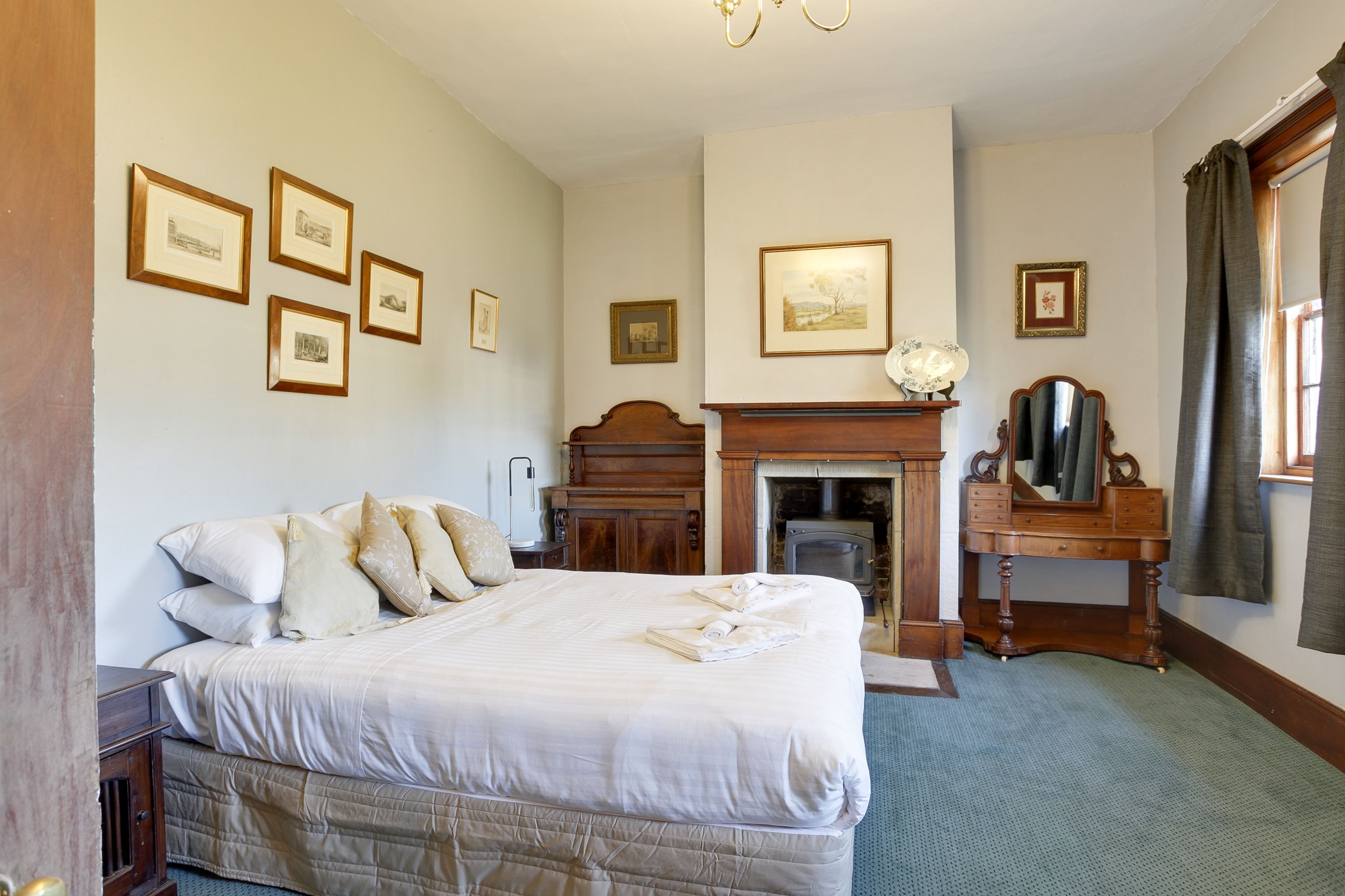 White's Corner — image 3