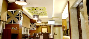 Biz Boulevard Hotel