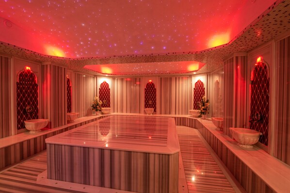 Sauna, steam room, Turkish bath, sports massages, massages