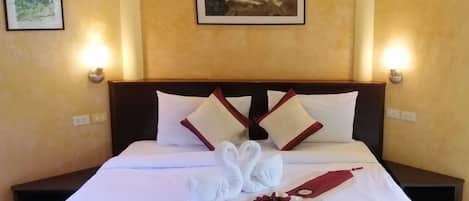 Minibar, caja de seguridad en la habitación y cortinas blackout