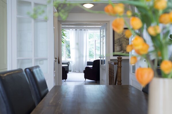 Interior - Herengracht Canal Apartment (Amsterdam)