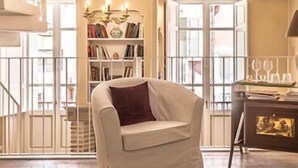 Comfort Suite, 1 Bedroom, Balcony | Living area | LCD TV - Palazzo Dessy (Cagliari)