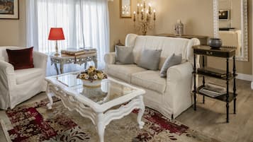 Suite Supérieure, 1 lit double, terrasse, vue ville