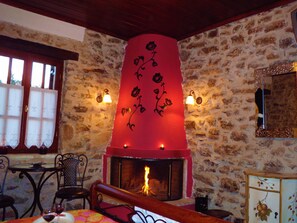 Coffres-forts dans les chambres, Wi-Fi gratuit, draps fournis