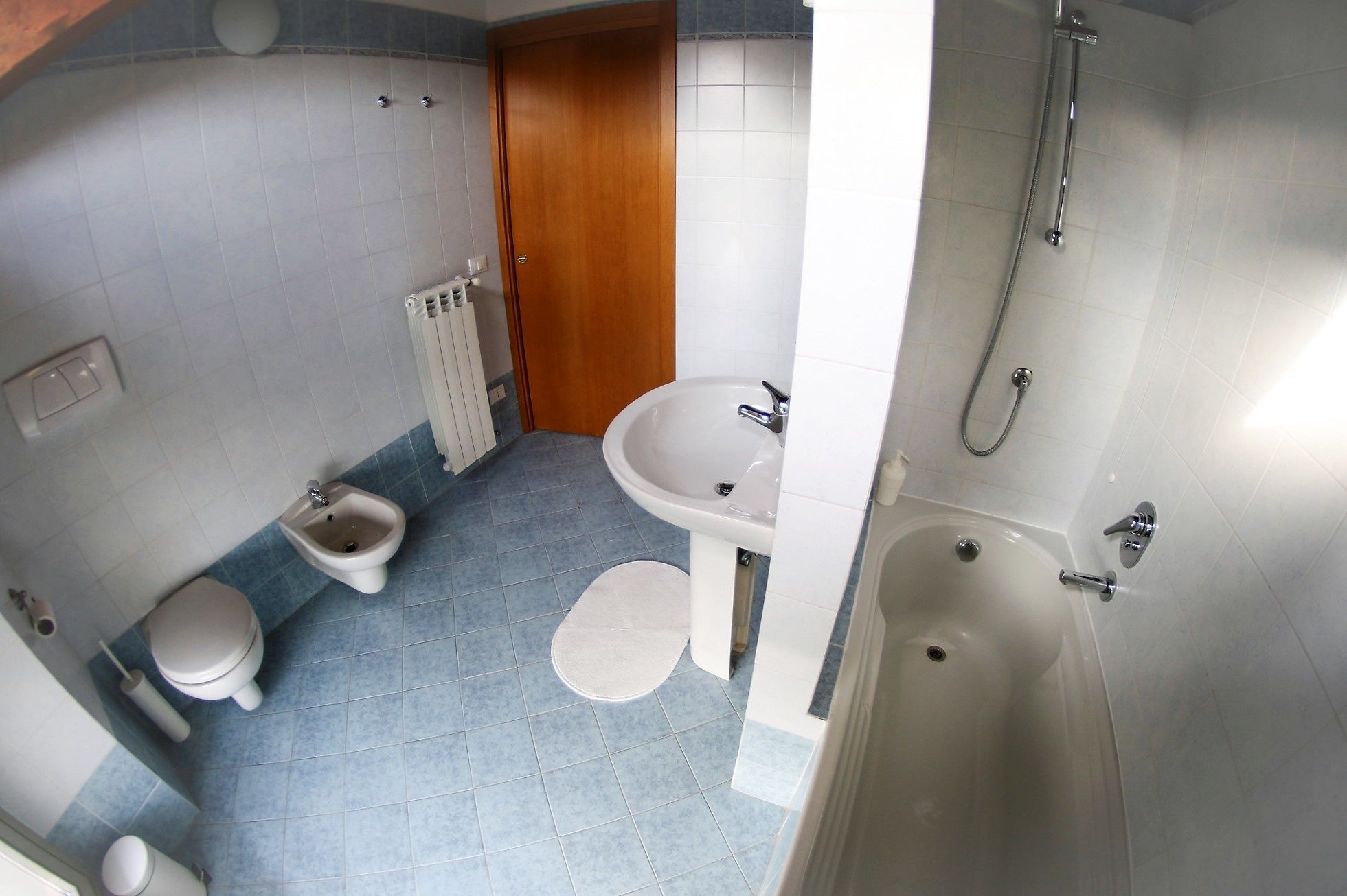 Photo - Donizetti Royal