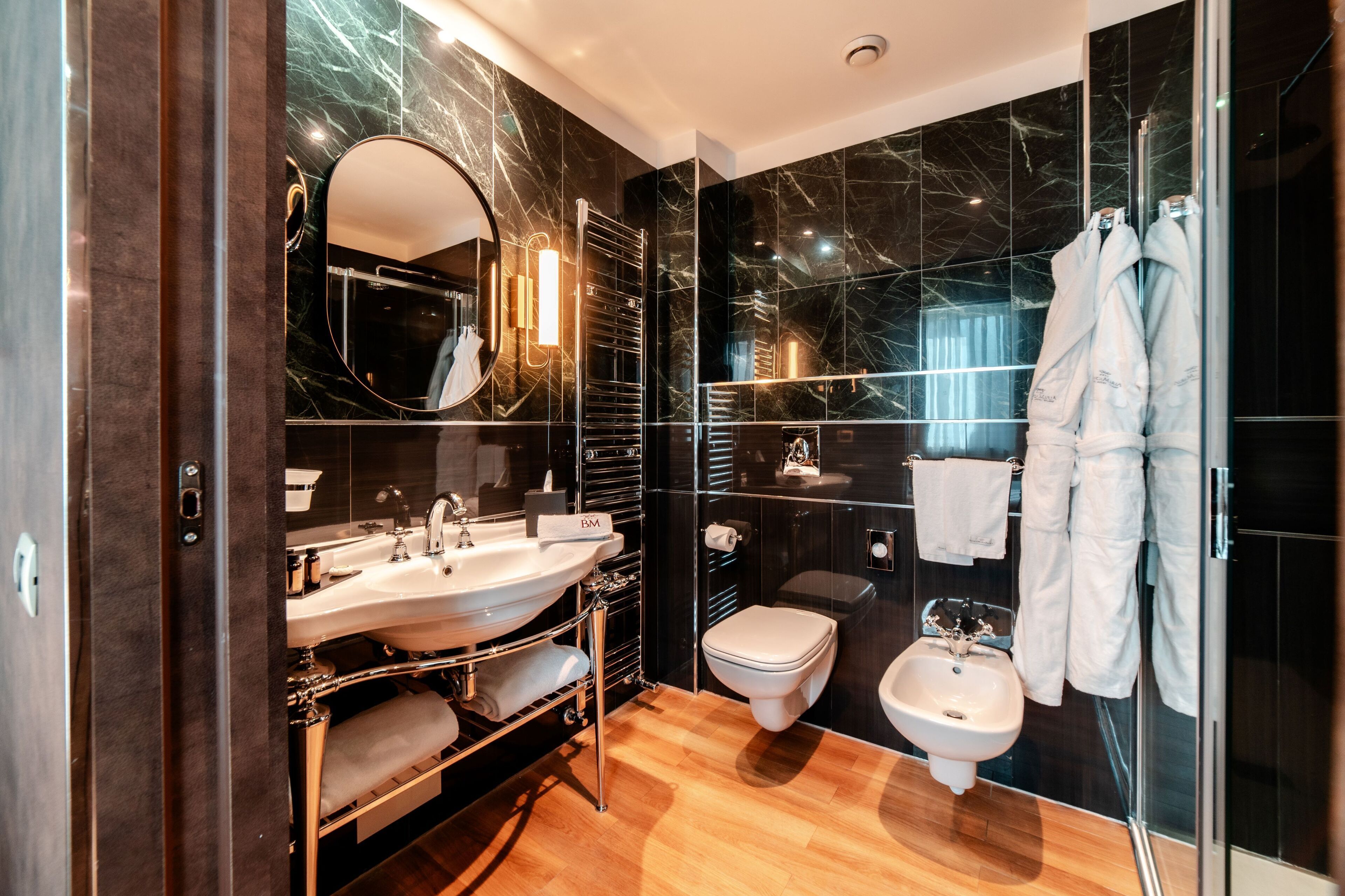 exclusive room | bathroom | shower, free toiletries, hair dryer, bidet