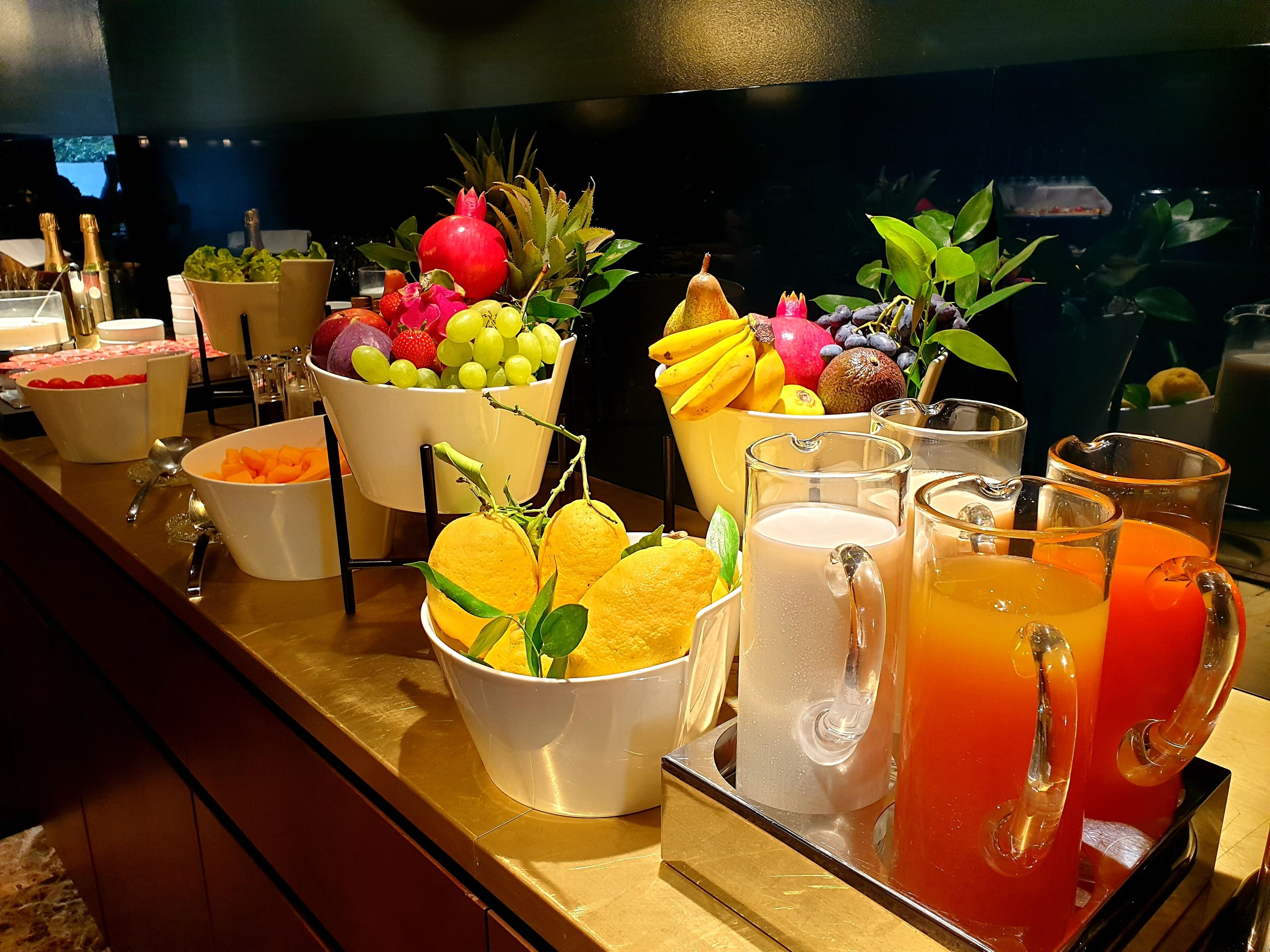 Morgenmadsbuffet hver dag (18 EUR pr. person)