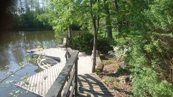 Dock