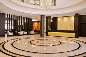 Reception - DoubleTree by Hilton Nairobi Hurlingham (Nairobi)