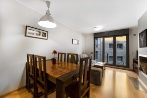 In-room dining - Apartaments Floc (El Tarter)