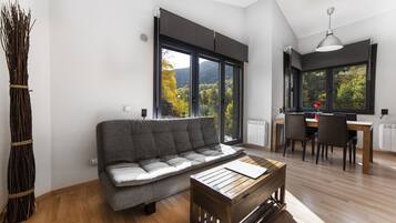 Apartment, 2 Bedrooms | View from room