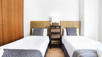 Apartment, 3 Bedrooms, Mountain View | Premium bedding, blackout curtains, soundproofing, iron/ironing board