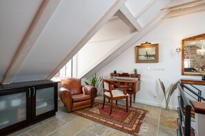 Villa – superior, 2 soverom, byutsikt | Oppholdsområde